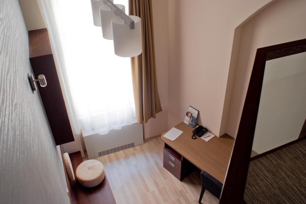 Soleil Apartman Szeged Exterior foto