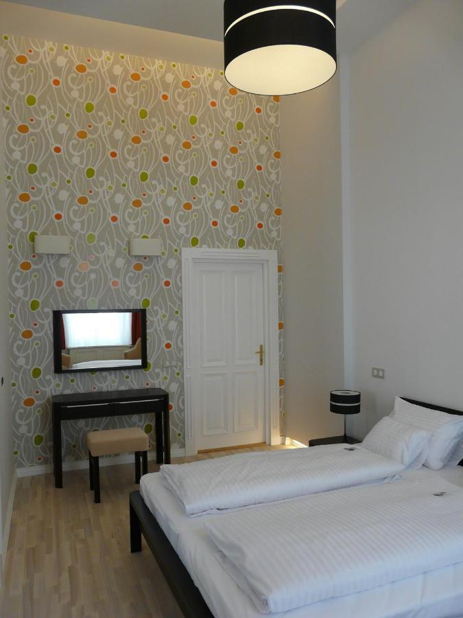 Soleil Apartman Szeged Habitación foto